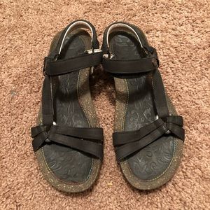 Cute Black Tevas